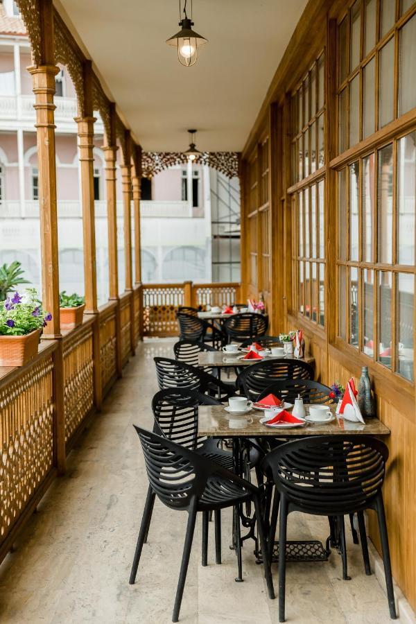 Rasta Maidan Hotel Tbilisi Exterior foto